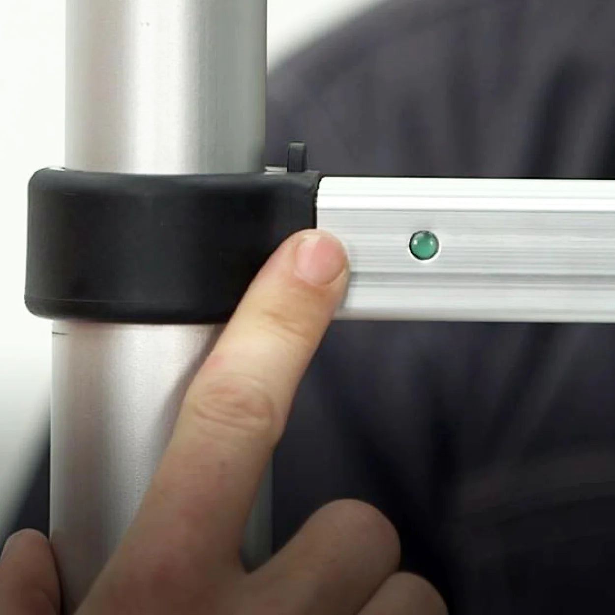 Telesteps 10ES Telescoping Stepladder - 6ft Extended Height